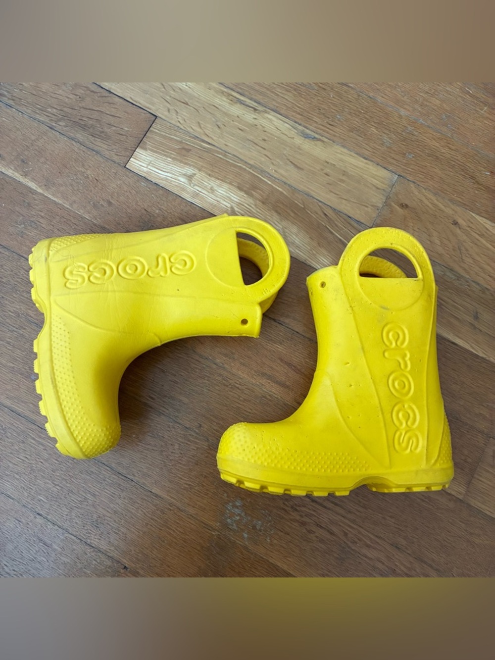 Yellow Crocs Rainboots - Picture 8 of 9